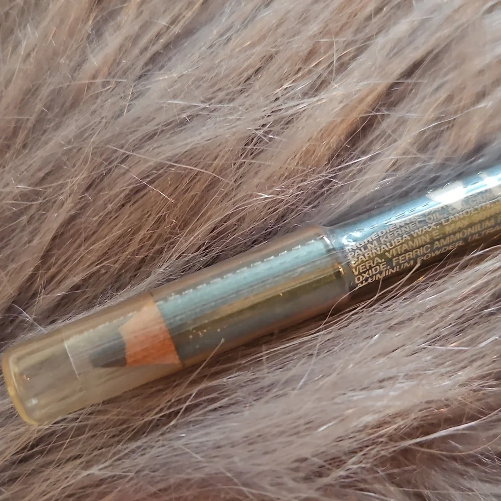 🆕️LOVE MY EYES Eyeliner Soft Crayon Pencil 807 Medium Blue